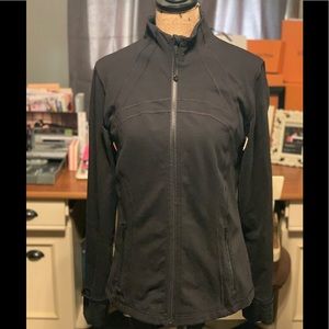 Lululemon define Jacket